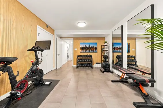 6424 Bruce Street, West Vancouver For Sale - image 32