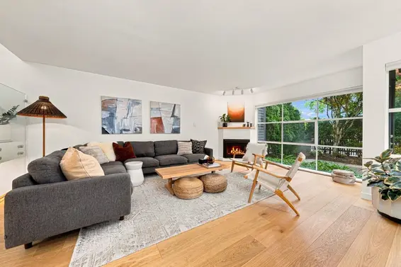 6424 Bruce Street, West Vancouver For Sale - image 4