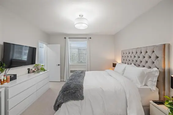 748 Chesterfield Avenue, North Vancouver For Sale - image 10