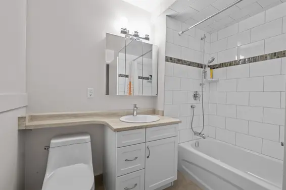748 Chesterfield Avenue, North Vancouver For Sale - image 19
