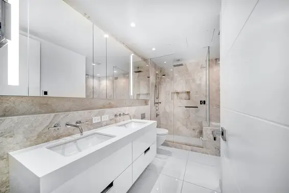 202 1355 Bellevue Avenue, West Vancouver For Sale - image 18