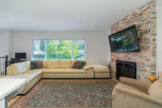 512 West 24th Street, North Vancouver For Sale - image 8