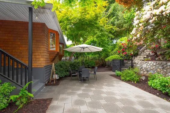 1185 Cloverley Street, North Vancouver For Sale - image 2