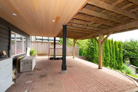 1185 Cloverley Street, North Vancouver For Sale - image 38