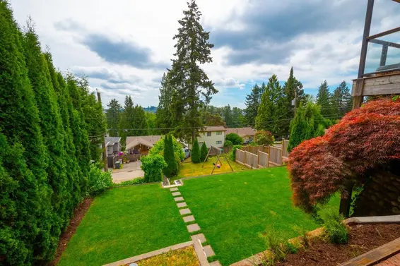 1185 Cloverley Street, North Vancouver For Sale - image 39