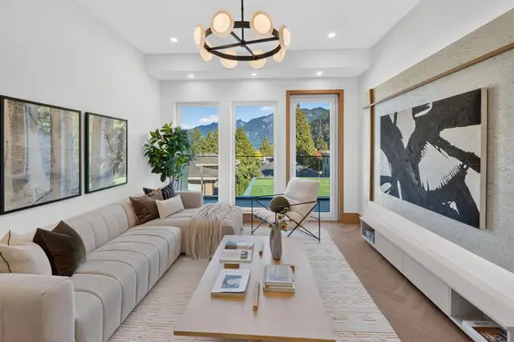 6423 Argyle Avenue, West Vancouver For Sale - image 5