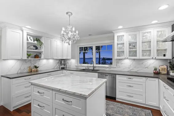 5340 Marine Drive, West Vancouver For Sale - image 7