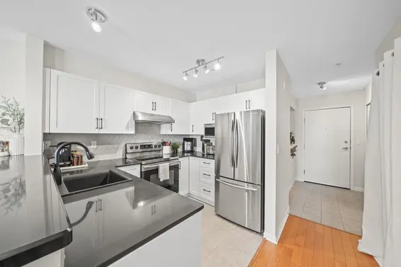 413 147 East 1st Street, North Vancouver For Sale - image 11