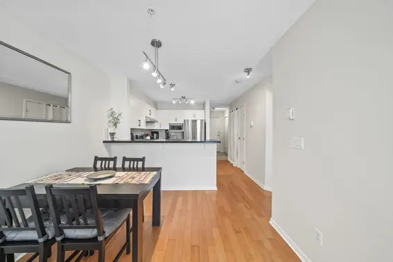413 147 East 1st Street, North Vancouver For Sale - image 14