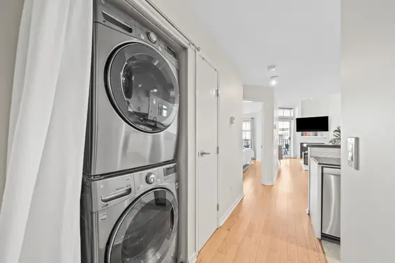 413 147 East 1st Street, North Vancouver For Sale - image 30