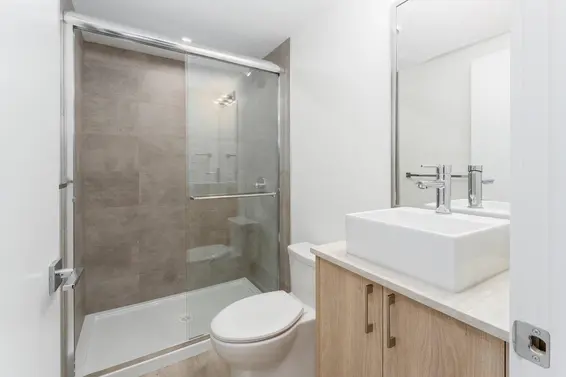 1123 East Keith Road, North Vancouver For Sale - image 17