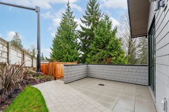 1123 East Keith Road, North Vancouver For Sale - image 4