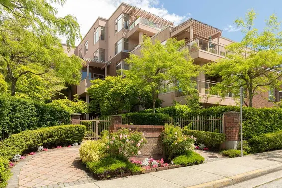 306 2271 Bellevue Avenue, West Vancouver