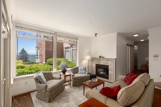 306 2271 Bellevue Avenue, West Vancouver For Sale - image 4