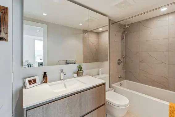 2306 1500 Fern Street, North Vancouver For Sale - image 18