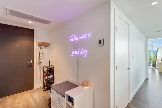 2306 1500 Fern Street, North Vancouver For Sale - image 4