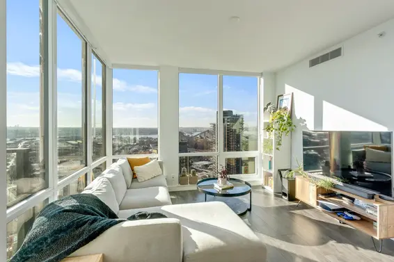 2306 1500 Fern Street, North Vancouver For Sale - image 6