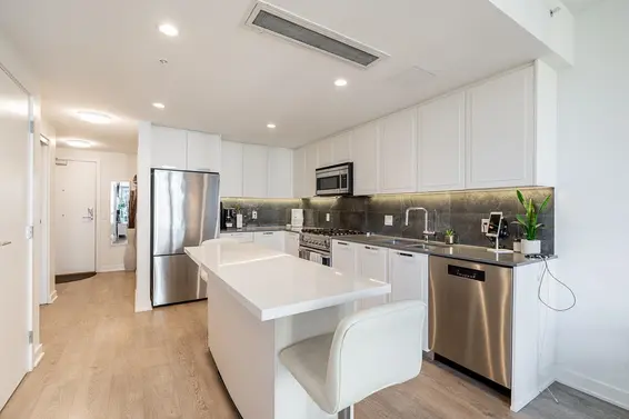 1406 1471 Hunter Street, North Vancouver For Sale - image 8