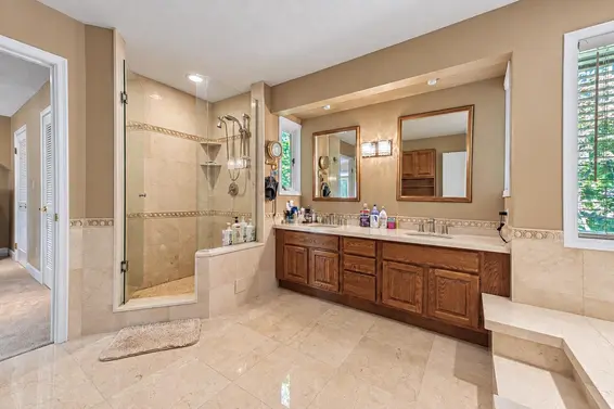 4707 Meadfeild Road, West Vancouver For Sale - image 19