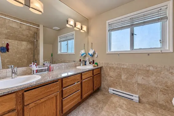 4707 Meadfeild Road, West Vancouver For Sale - image 21