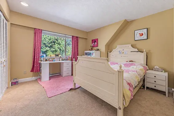 4707 Meadfeild Road, West Vancouver For Sale - image 25