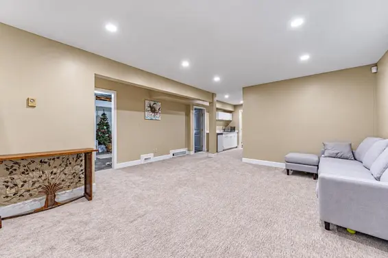 4707 Meadfeild Road, West Vancouver For Sale - image 28