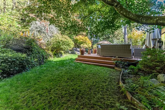 4707 Meadfeild Road, West Vancouver For Sale - image 39