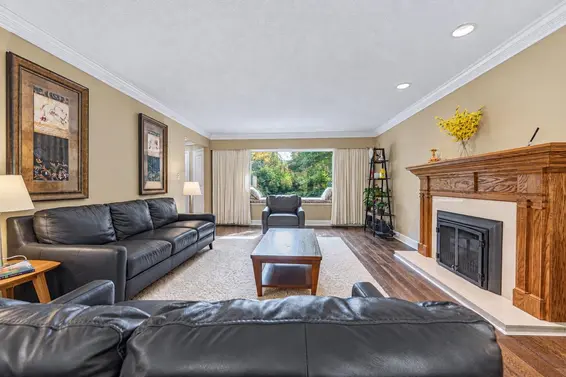 4707 Meadfeild Road, West Vancouver For Sale - image 4