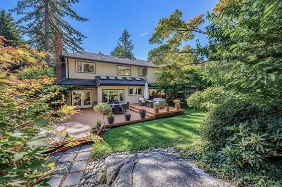 4707 Meadfeild Road, West Vancouver For Sale - image 40