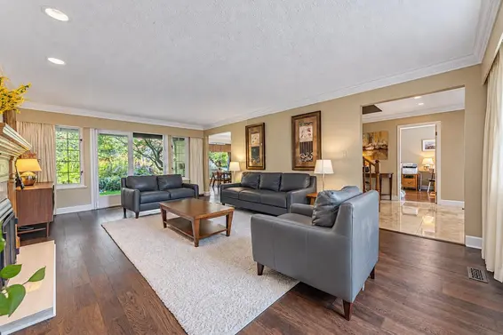 4707 Meadfeild Road, West Vancouver For Sale - image 6