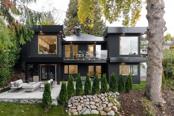 2508 Nelson Avenue, West Vancouver For Sale - image 2