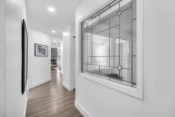 8 2425 Edgemont Boulevard, North Vancouver For Sale - image 33