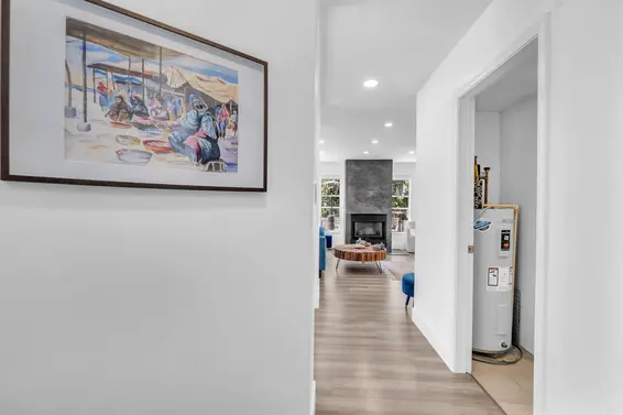 8 2425 Edgemont Boulevard, North Vancouver For Sale - image 34