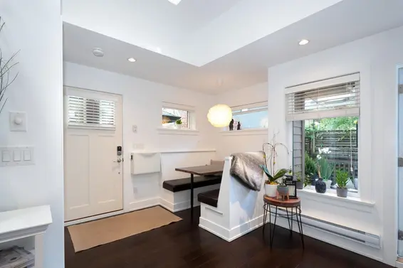 250 East 10th Street, North Vancouver For Sale - image 13