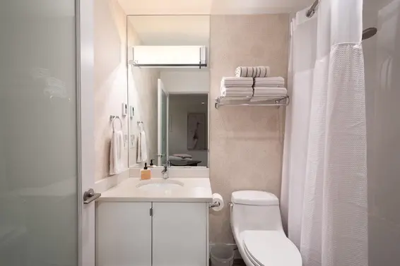 250 East 10th Street, North Vancouver For Sale - image 30