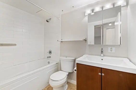 204 780 Premier Street, North Vancouver For Sale - image 13