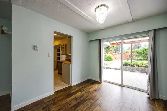1373 Lynn Valley Road, North Vancouver For Sale - image 12