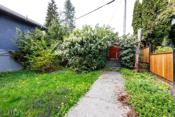 1373 Lynn Valley Road, North Vancouver For Sale - image 31