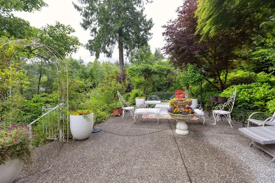 4650 Northwood Drive, West Vancouver For Sale - image 26