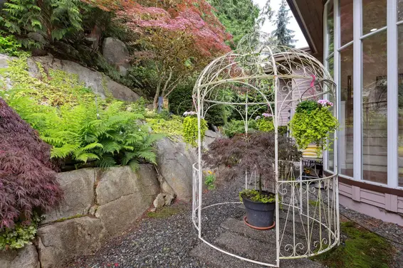 4650 Northwood Drive, West Vancouver For Sale - image 30