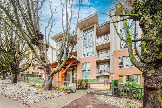 307 159 West 22nd Street, North Vancouver