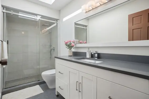 4 220 West 16th Street, North Vancouver For Sale - image 10