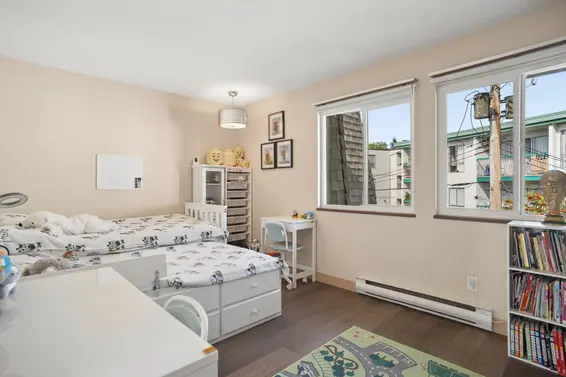 4 220 West 16th Street, North Vancouver For Sale - image 13