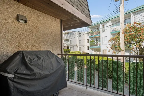 4 220 West 16th Street, North Vancouver For Sale - image 26