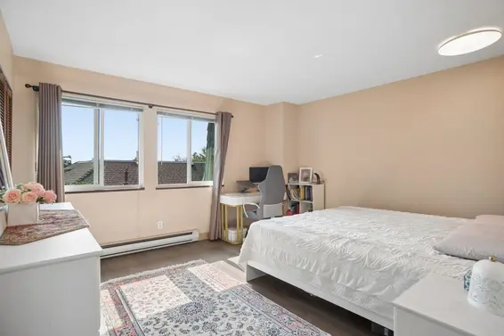 4 220 West 16th Street, North Vancouver For Sale - image 8