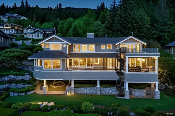 2326 Chippendale Road, West Vancouver