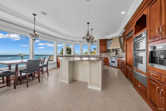 2326 Chippendale Road, West Vancouver For Sale - image 14
