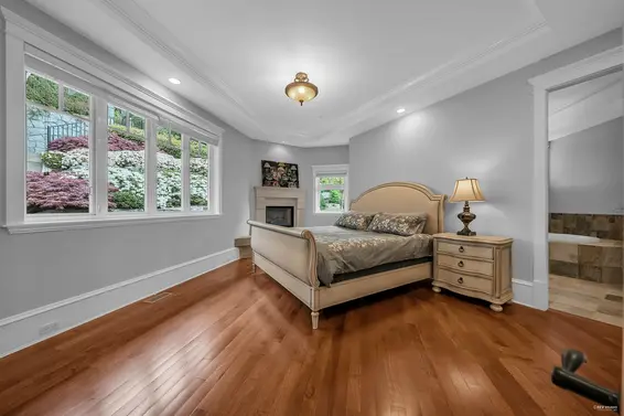 2326 Chippendale Road, West Vancouver For Sale - image 27