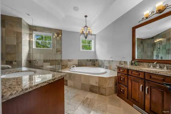2326 Chippendale Road, West Vancouver For Sale - image 28