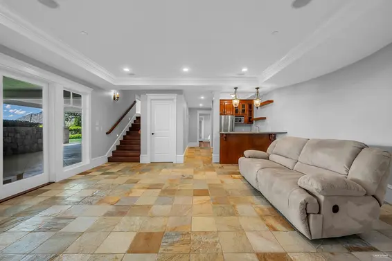 2326 Chippendale Road, West Vancouver For Sale - image 30